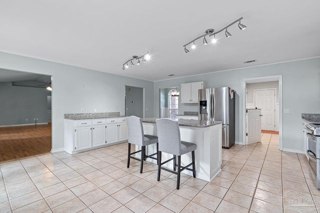 2975 Corsair Dr, Pensacola, FL 32507