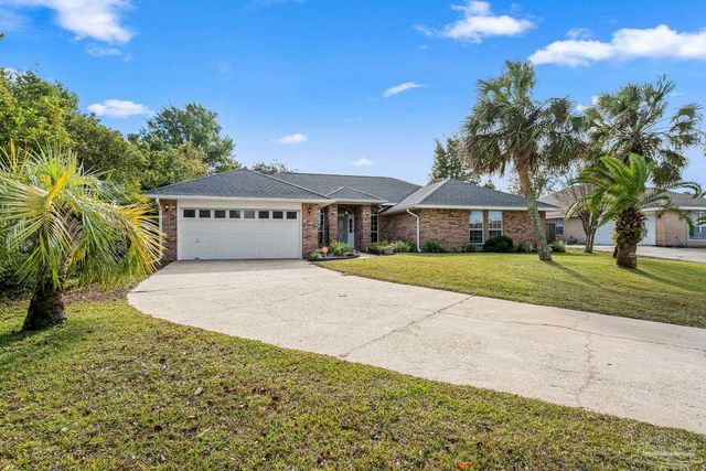 2975 Corsair Dr, Pensacola, FL 32507