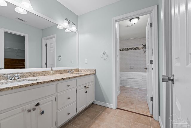 2975 Corsair Dr, Pensacola, FL 32507