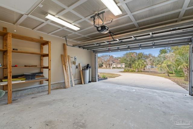 2975 Corsair Dr, Pensacola, FL 32507