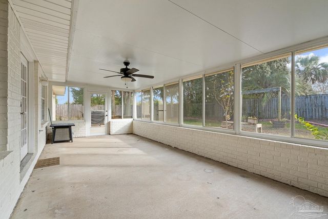 2975 Corsair Dr, Pensacola, FL 32507