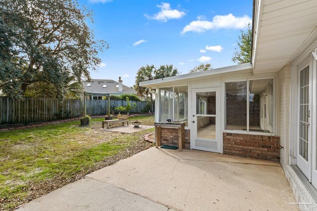 2975 Corsair Dr, Pensacola, FL 32507