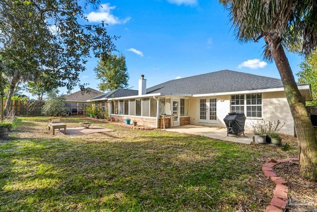 2975 Corsair Dr, Pensacola, FL 32507