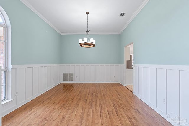 2975 Corsair Dr, Pensacola, FL 32507