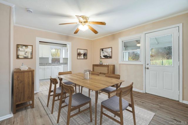 284 S Quaker Lane, Hyde Park, NY 12538