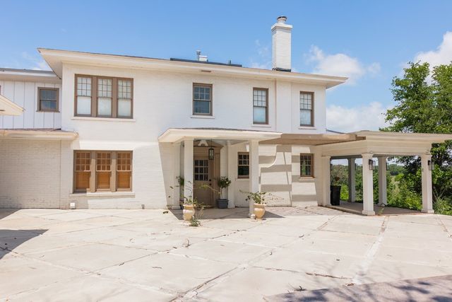 610 W Ave C, San Angelo, TX 76903