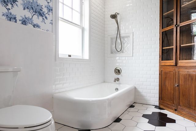 610 W Ave C, San Angelo, TX 76903