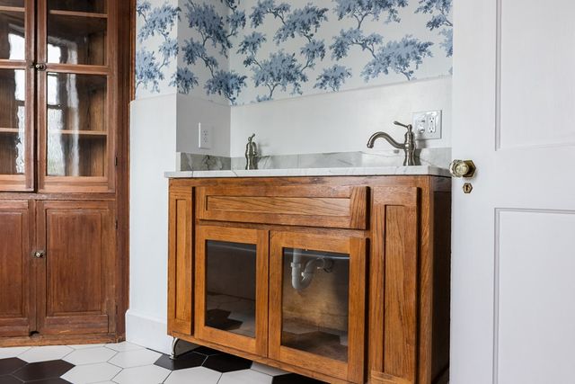 610 W Ave C, San Angelo, TX 76903