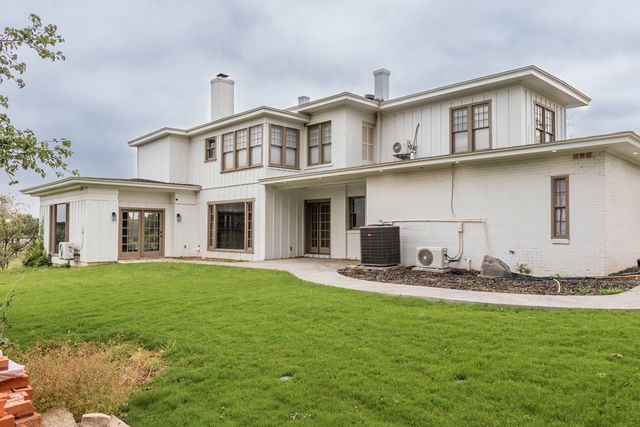 610 W Ave C, San Angelo, TX 76903