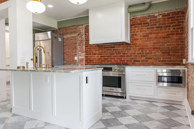 610 W Ave C, San Angelo, TX 76903