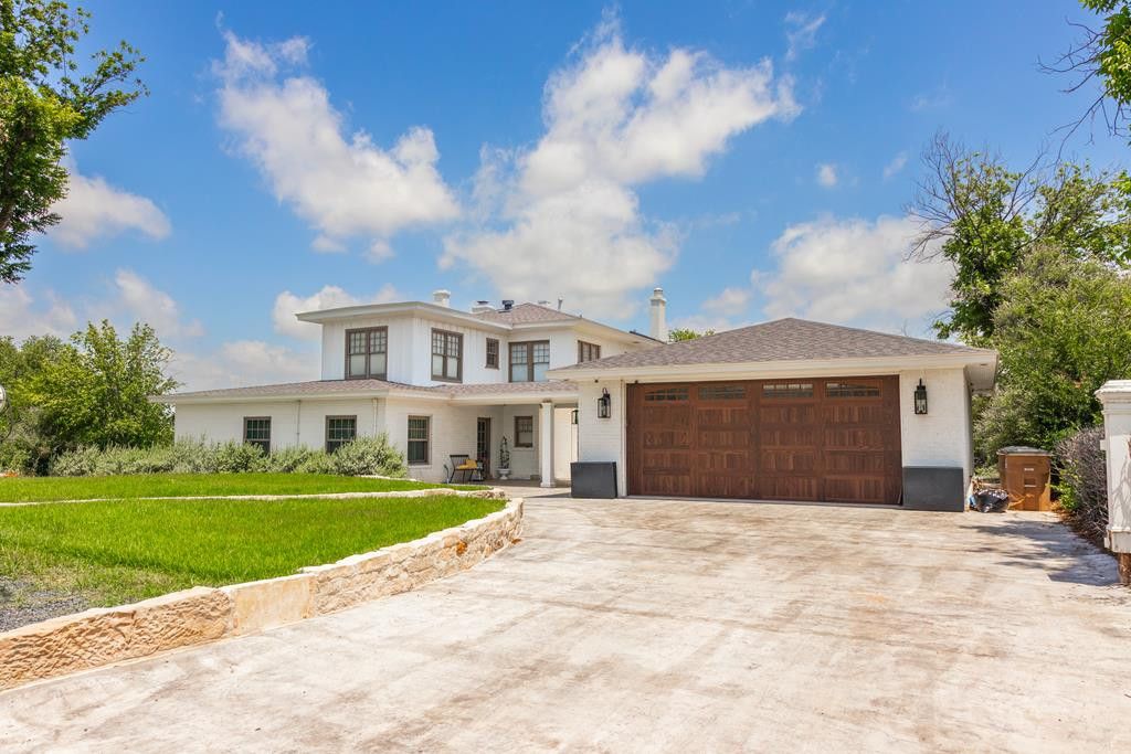 610 W Ave C, San Angelo, TX 76903