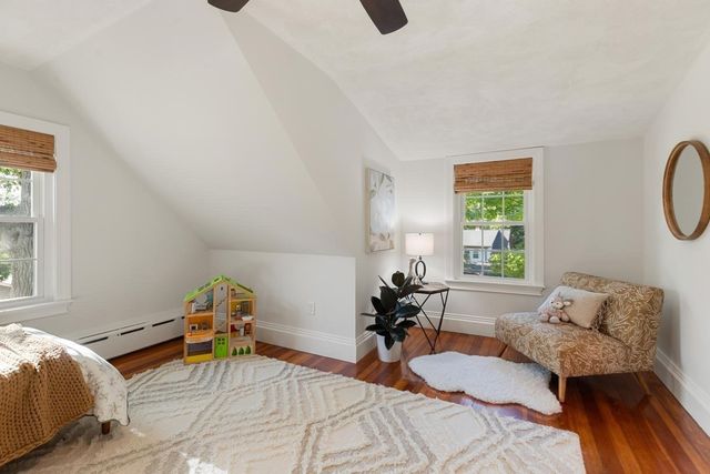 78 Forest St, Wakefield, MA 01880