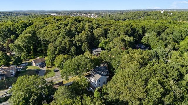 78 Forest St, Wakefield, MA 01880