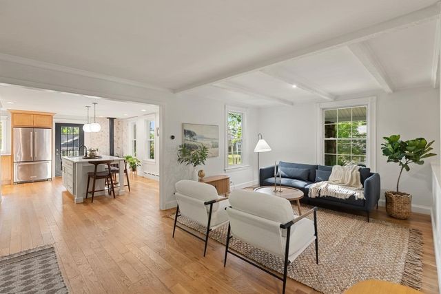 78 Forest St, Wakefield, MA 01880