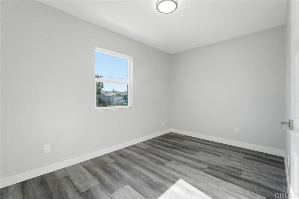 Image 13 of property listing at 353 357 Palm Avenue, Chula Vista, CA 91911
