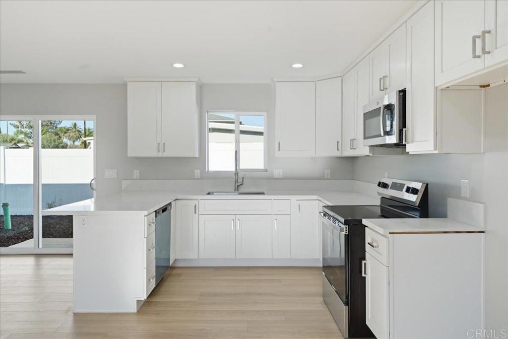 Image 43 of property listing at 353 357 Palm Avenue, Chula Vista, CA 91911