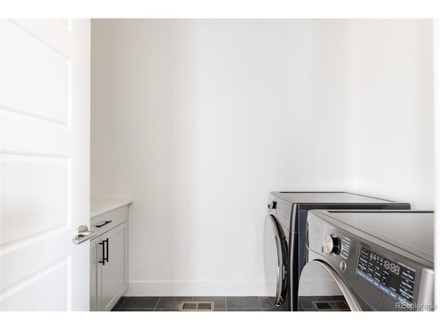 9747 E 61st Ave, Denver, CO 80238