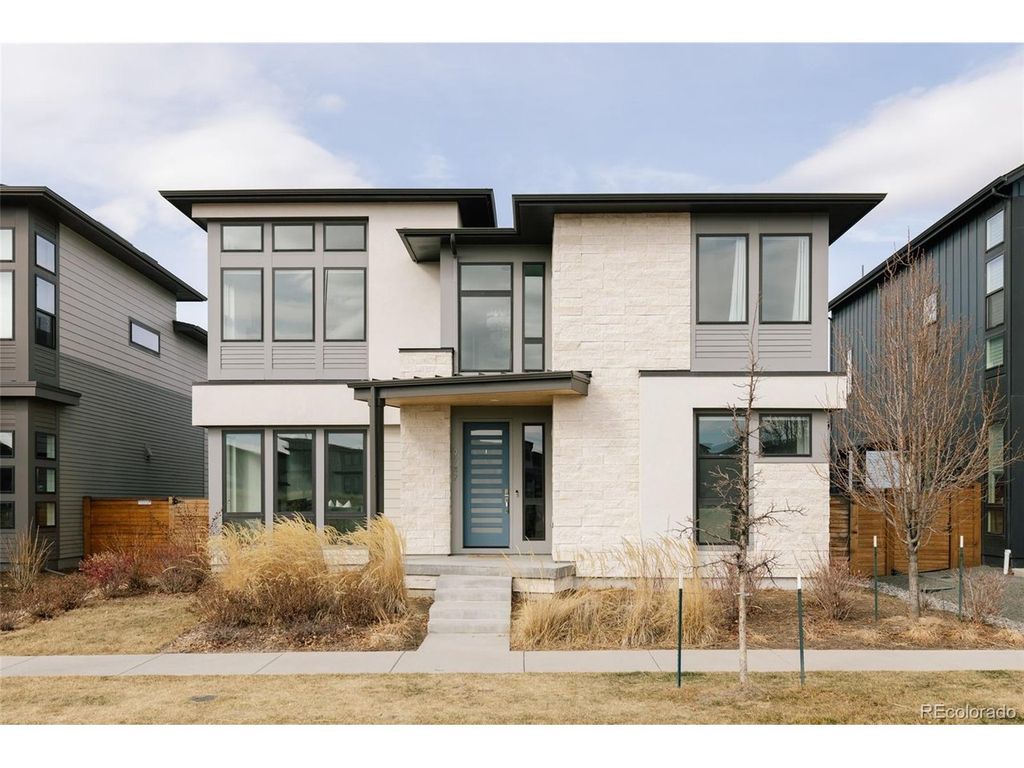 9747 E 61st Ave, Denver, CO 80238