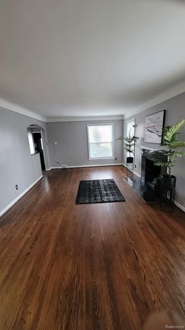 18613 Mendota Street, Detroit, MI 48221