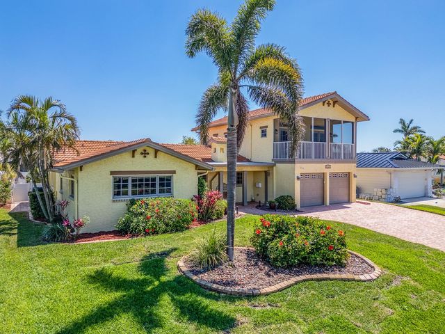 1140 81ST STREET S, St Petersburg, FL 33707