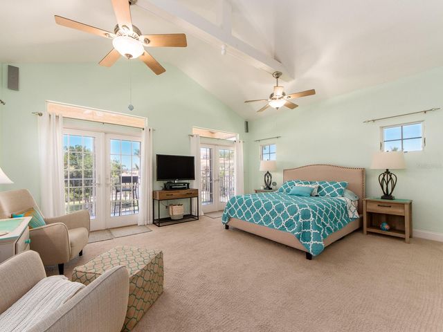 1140 81ST STREET S, St Petersburg, FL 33707