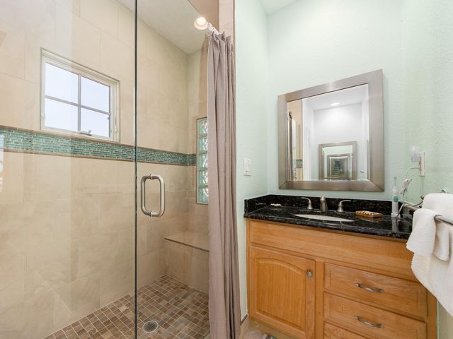 1140 81ST STREET S, St Petersburg, FL 33707