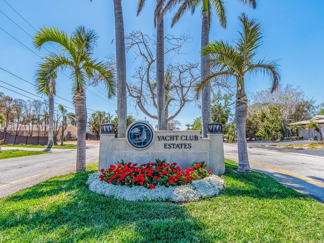 1140 81ST STREET S, St Petersburg, FL 33707