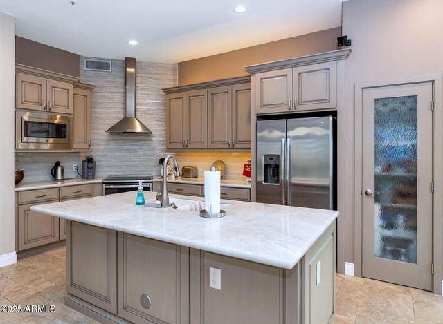 7700 E PRINCESS Drive 12, Scottsdale, AZ 85255