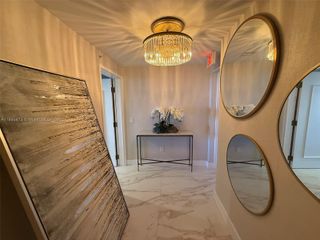 16385 Biscayne Blvd 3018, North Miami Beach, FL 33160