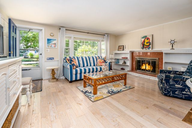 6 Security Street, Hyannis, MA 02601