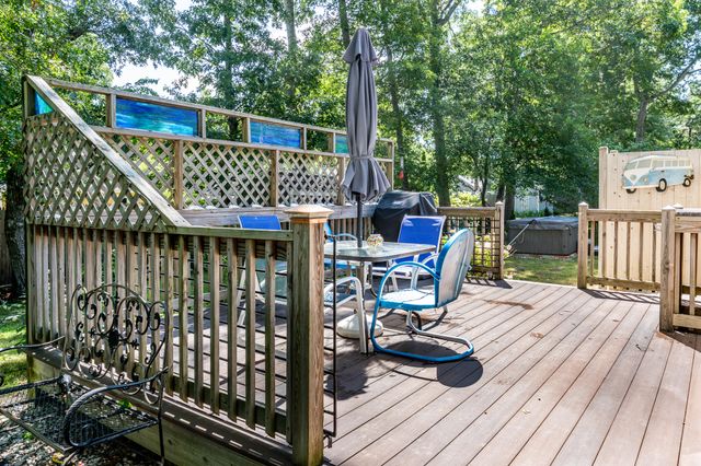 6 Security Street, Hyannis, MA 02601
