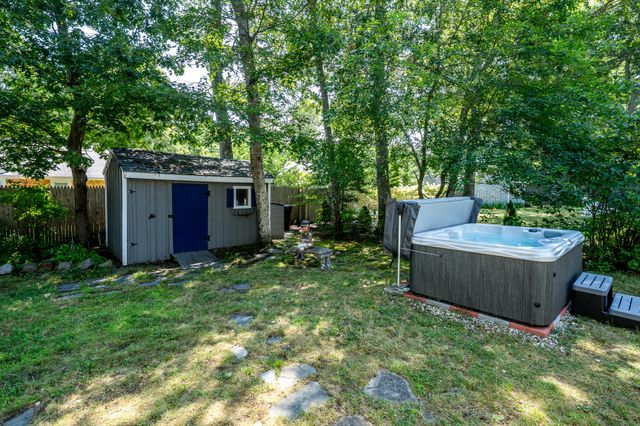 6 Security Street, Hyannis, MA 02601