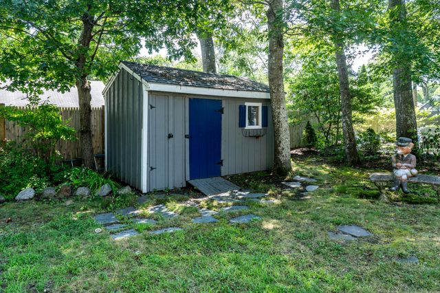 6 Security Street, Hyannis, MA 02601