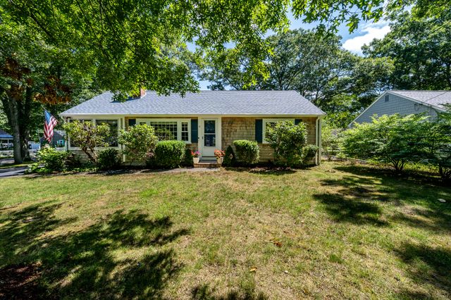 6 Security Street, Hyannis, MA 02601