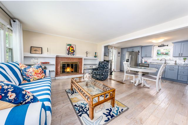 6 Security Street, Hyannis, MA 02601