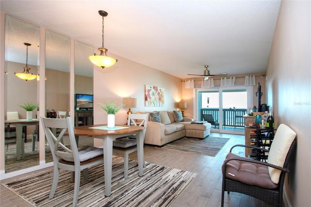 802 BAHIA DEL SOL DRIVE 6, Ruskin, FL 33570