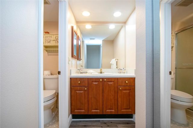 802 BAHIA DEL SOL DRIVE 6, Ruskin, FL 33570