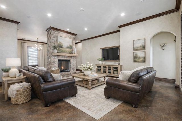 13216 NW 4th Street, Yukon, OK 73099