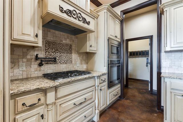 13216 NW 4th Street, Yukon, OK 73099