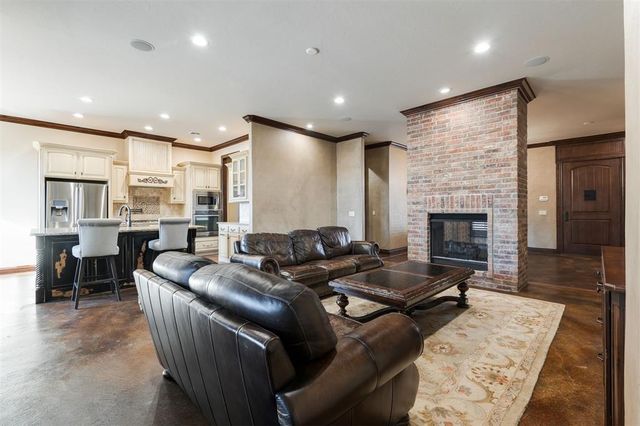 13216 NW 4th Street, Yukon, OK 73099