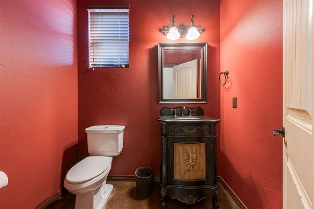 13216 NW 4th Street, Yukon, OK 73099