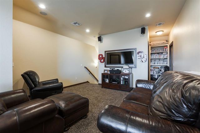 13216 NW 4th Street, Yukon, OK 73099