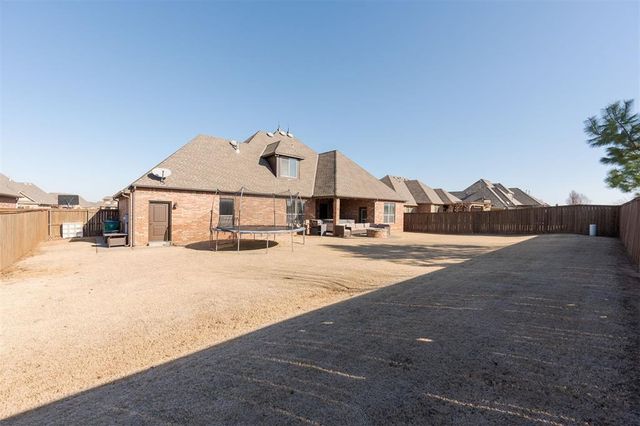 13216 NW 4th Street, Yukon, OK 73099