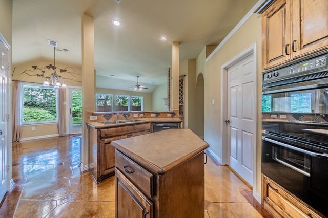 3819 Monte Carlo Lane, Denton, TX 76210