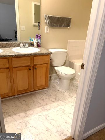 10769 James Drive, Jonesboro, GA 30238