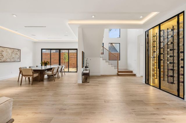 46 W Broad Oaks Dr, Houston, TX 77056