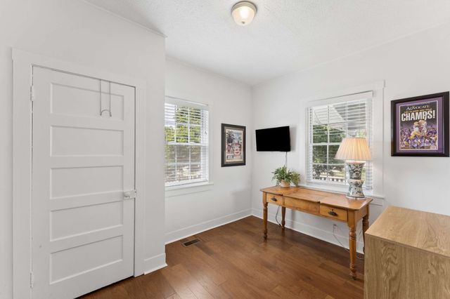 915 Elliston St, Old Hickory, TN 37138