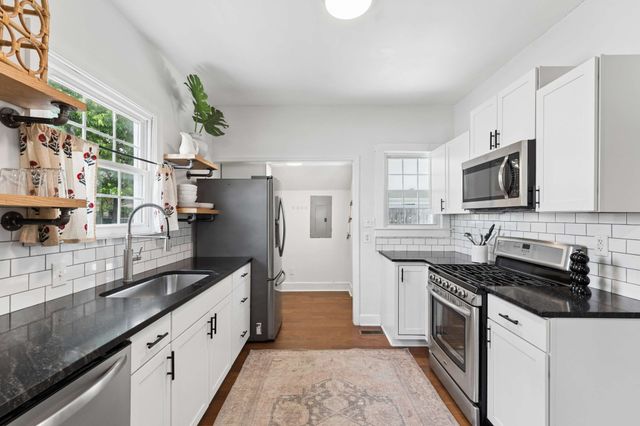 915 Elliston St, Old Hickory, TN 37138