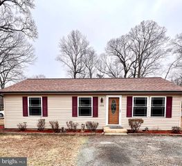 550 WHITE SANDS DR, Lusby, MD 20657