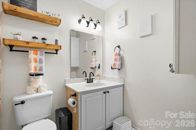 112 Surrey Drive, Morganton, NC 28655